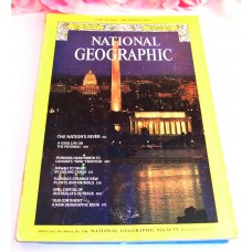 National Geographic Magazine October 1976 Volume 150 No.4 Nation's River Hawaii